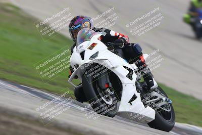 media/Nov-29-2025-TrackDaz (Sat) [[10ae2d9bce]]/A Group/Session 3 (Outside Grapevine)/